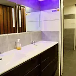 بيت للعطل Mas La Farelle Gite, Fitness & Salle De Jeux Gratuite & En Supplement نيم
