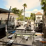 Mas La Farelle Gite, Fitness & Salle De Jeux Gratuite & En Supplement بيت للعطل نيم