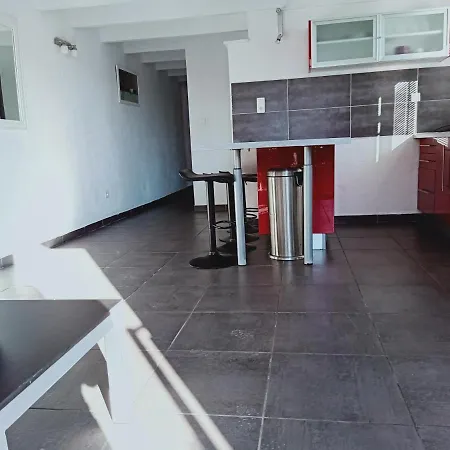 Mas La Farelle Gite, Fitness & Salle De Jeux Gratuite & En Supplement Holiday home Nimes