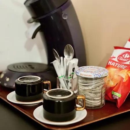 度假居 Mas La Farelle Gite, Fitness & Salle De Jeux Gratuite & En Supplement 尼姆