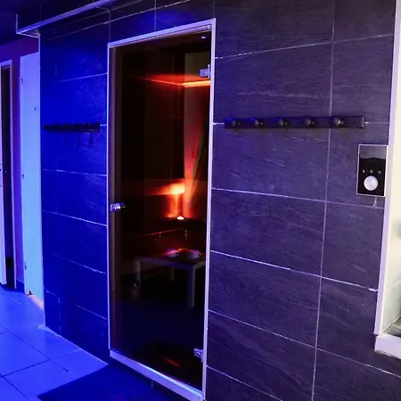 Gite, Fitness&billard Gratuit&spa Mas La Farelle Hébergement de vacances *