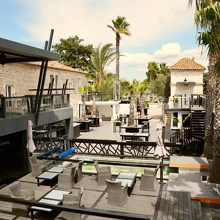 Mas La Farelle Gite, Fitness & Salle De Jeux Gratuite & En Supplement 度假居 尼姆