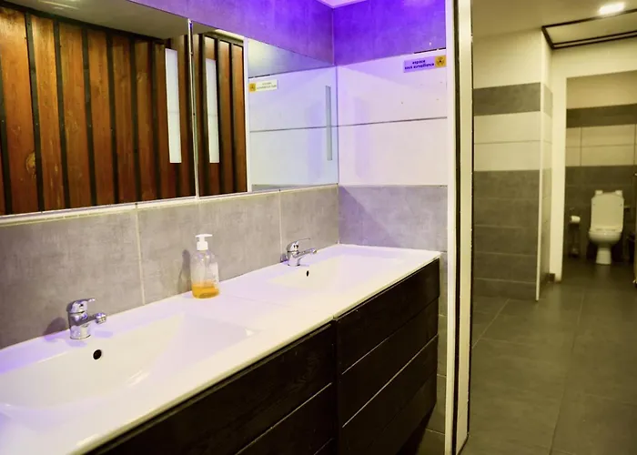 Дом отдыха Mas La Farelle Gite, Fitness & Salle De Jeux Gratuite & En Supplement Ним