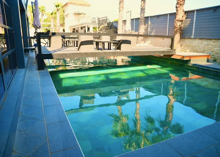 Mas La Farelle Gite, Fitness & Salle De Jeux Gratuite & En Supplement Ним