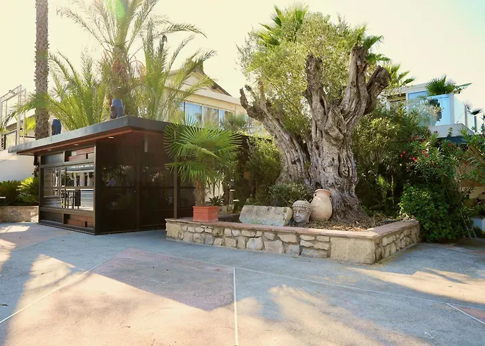 Дом отдыха Mas La Farelle Gite, Fitness & Salle De Jeux Gratuite & En Supplement Ним